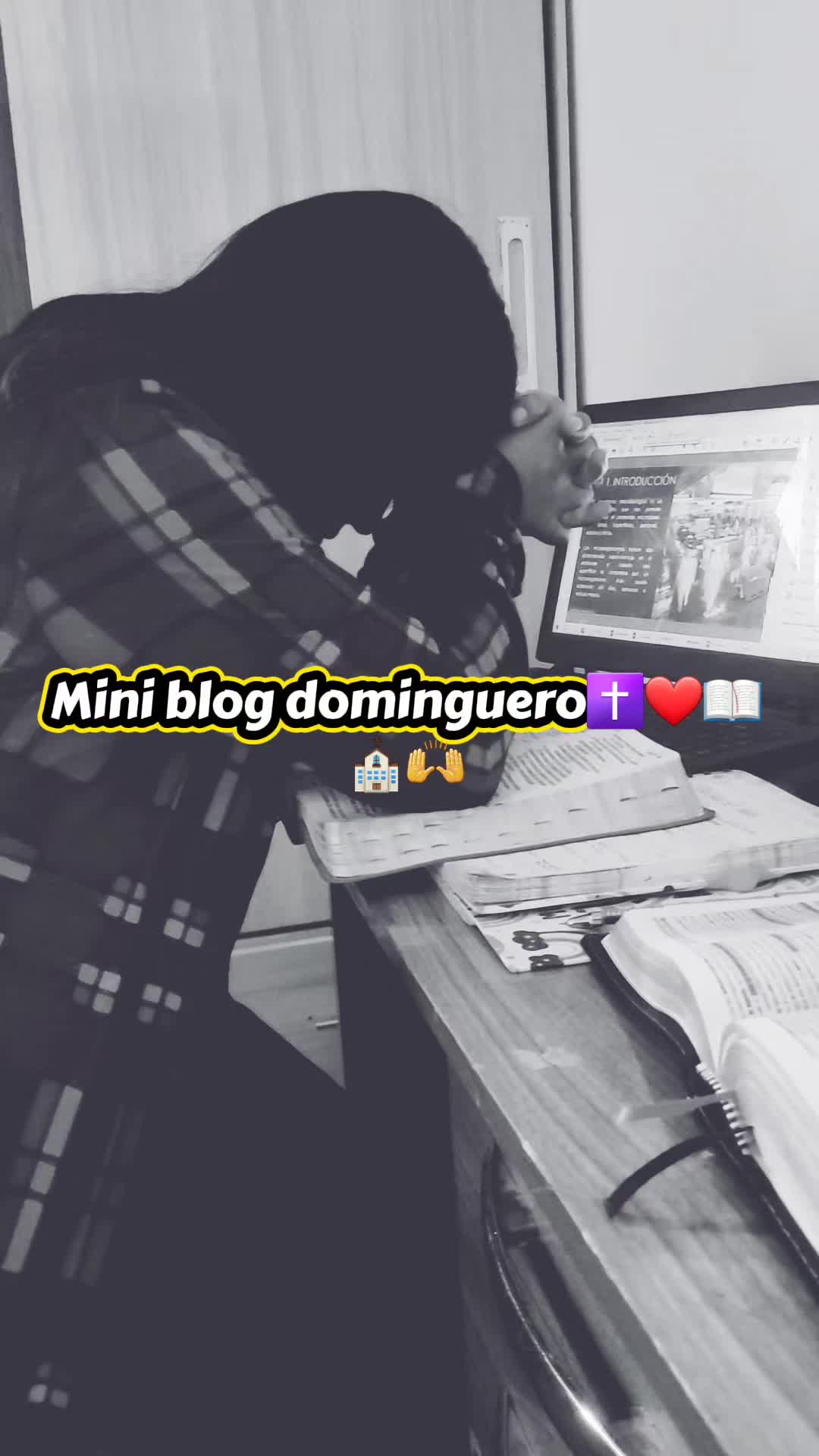 @S a r i t a 😊🩰📖