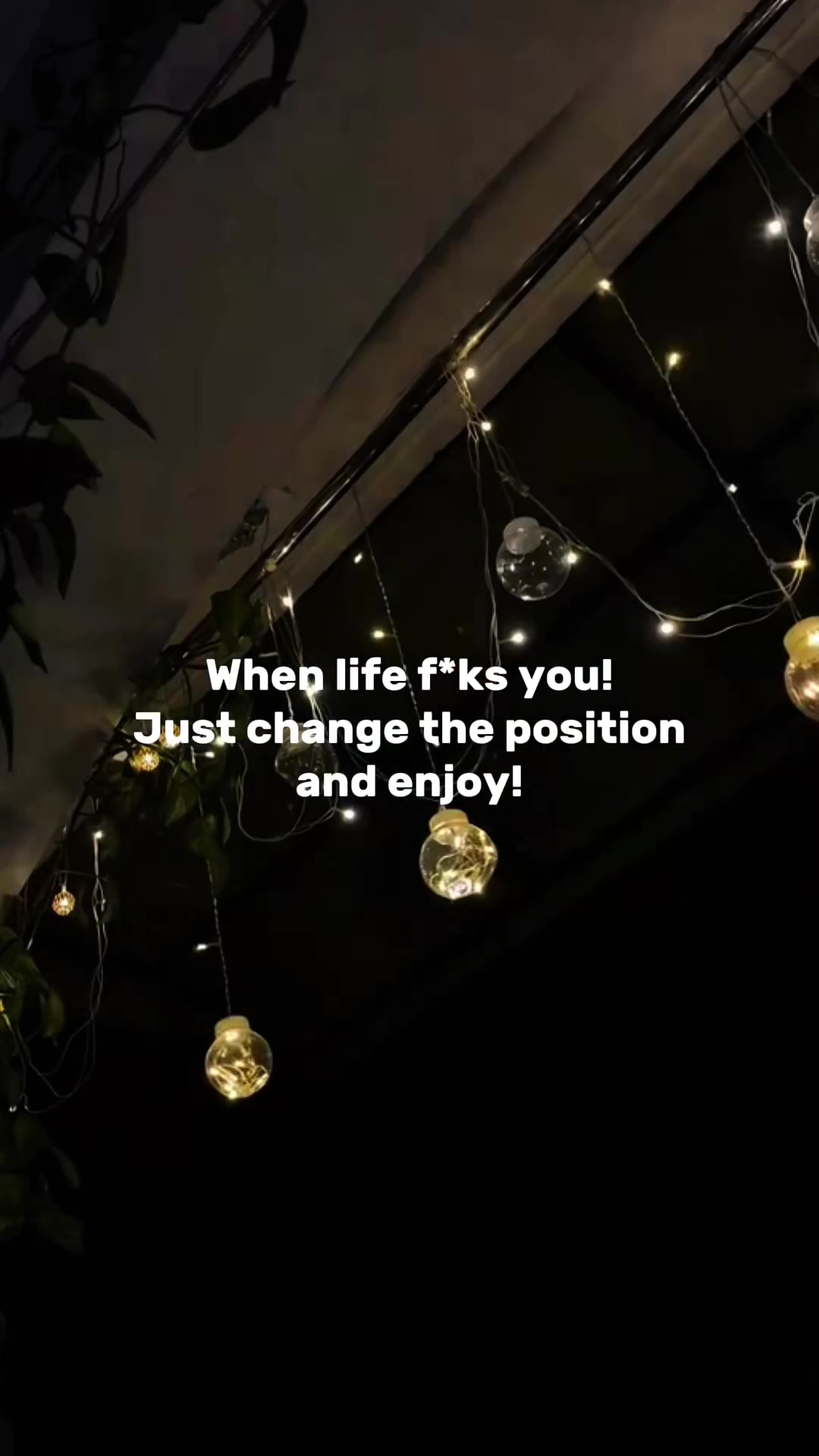 @ᥫᩣXOXO_UᑎKᑎOᗯN𝜗𝜚˚⋆