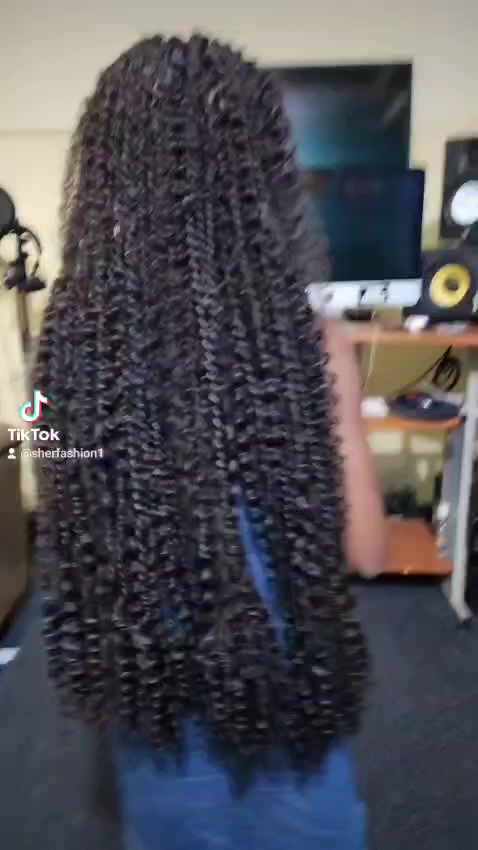 @Nesha's blessed hands🙌💇♀️