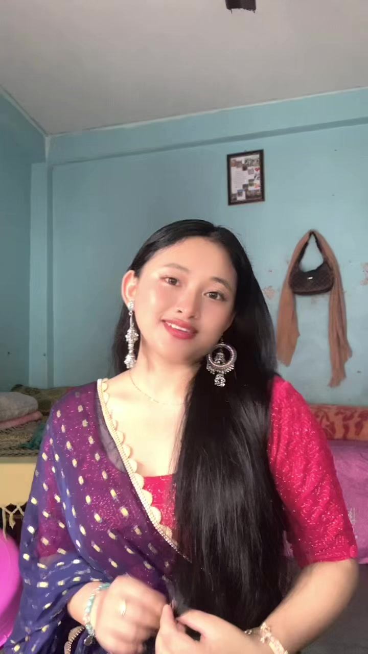 @Somu🦋🌸