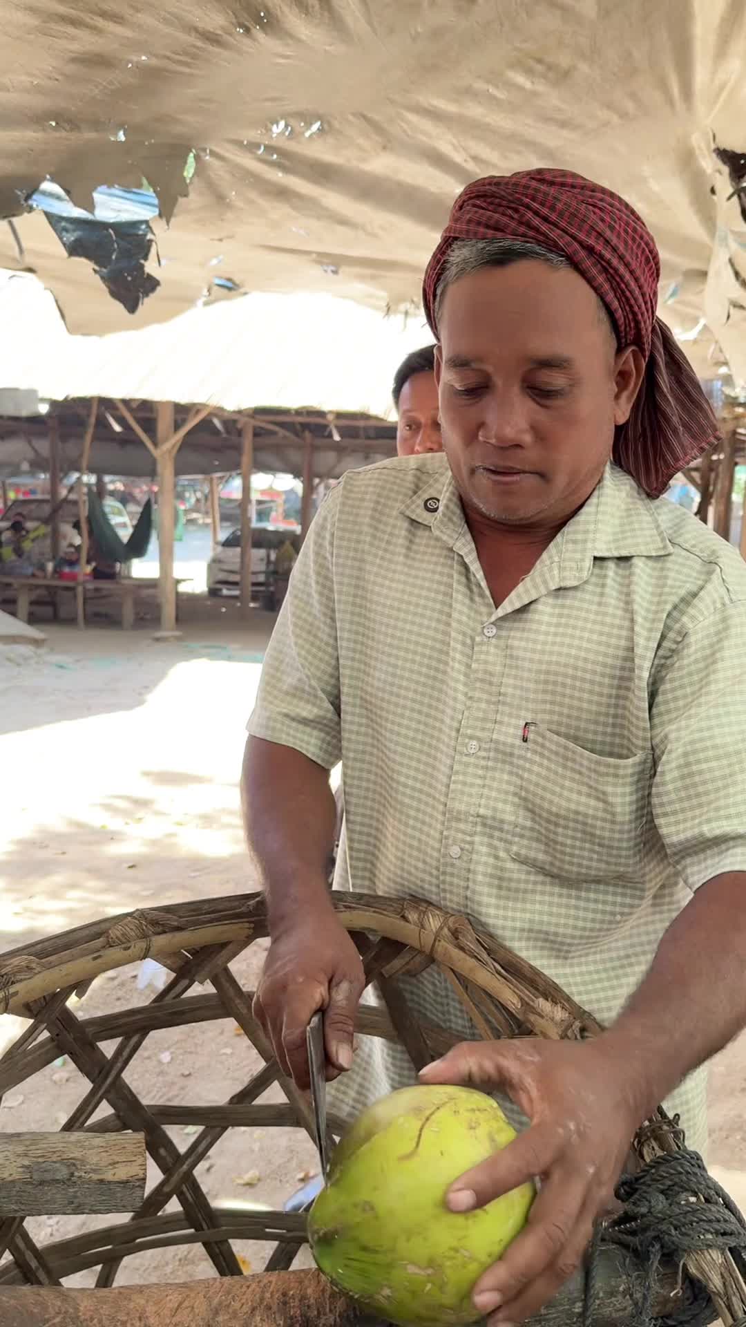 @Sok Reaksmey - សុខ រស្មី
