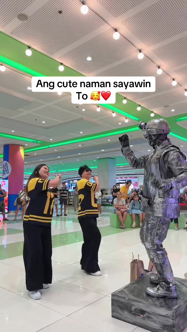@kamoronvlogs