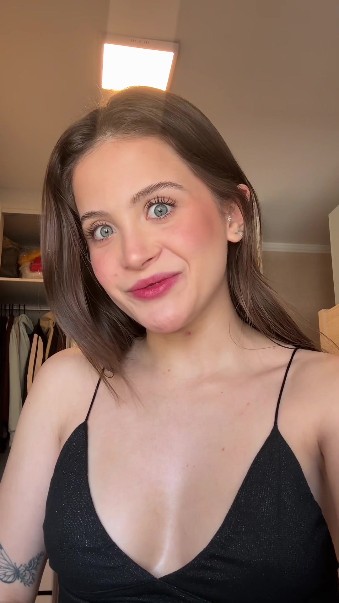 @Maria Emanuelly