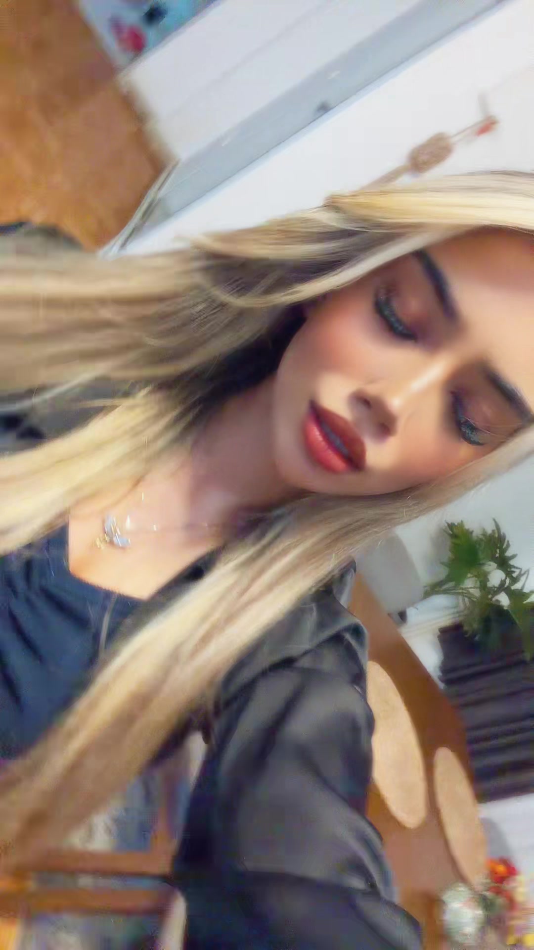 @JEYRAN✨