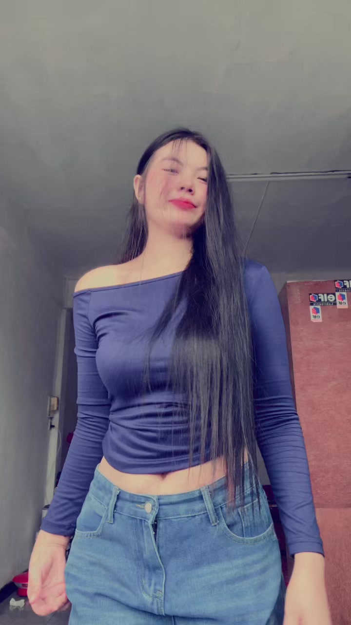 @🦋Nang Khin Moe🦋( ခင်မိုး )🍃