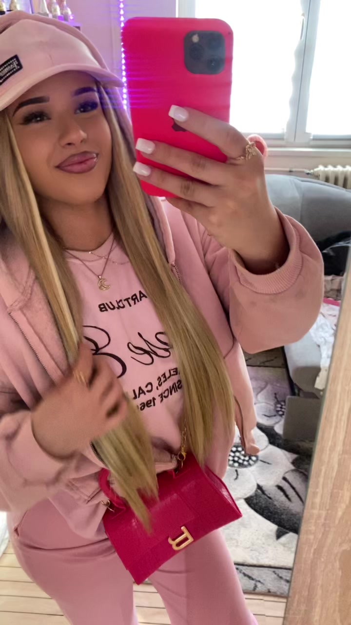 @ʟᴀɴᴀ ᴢᴀᴋɪᴄ ⚡️