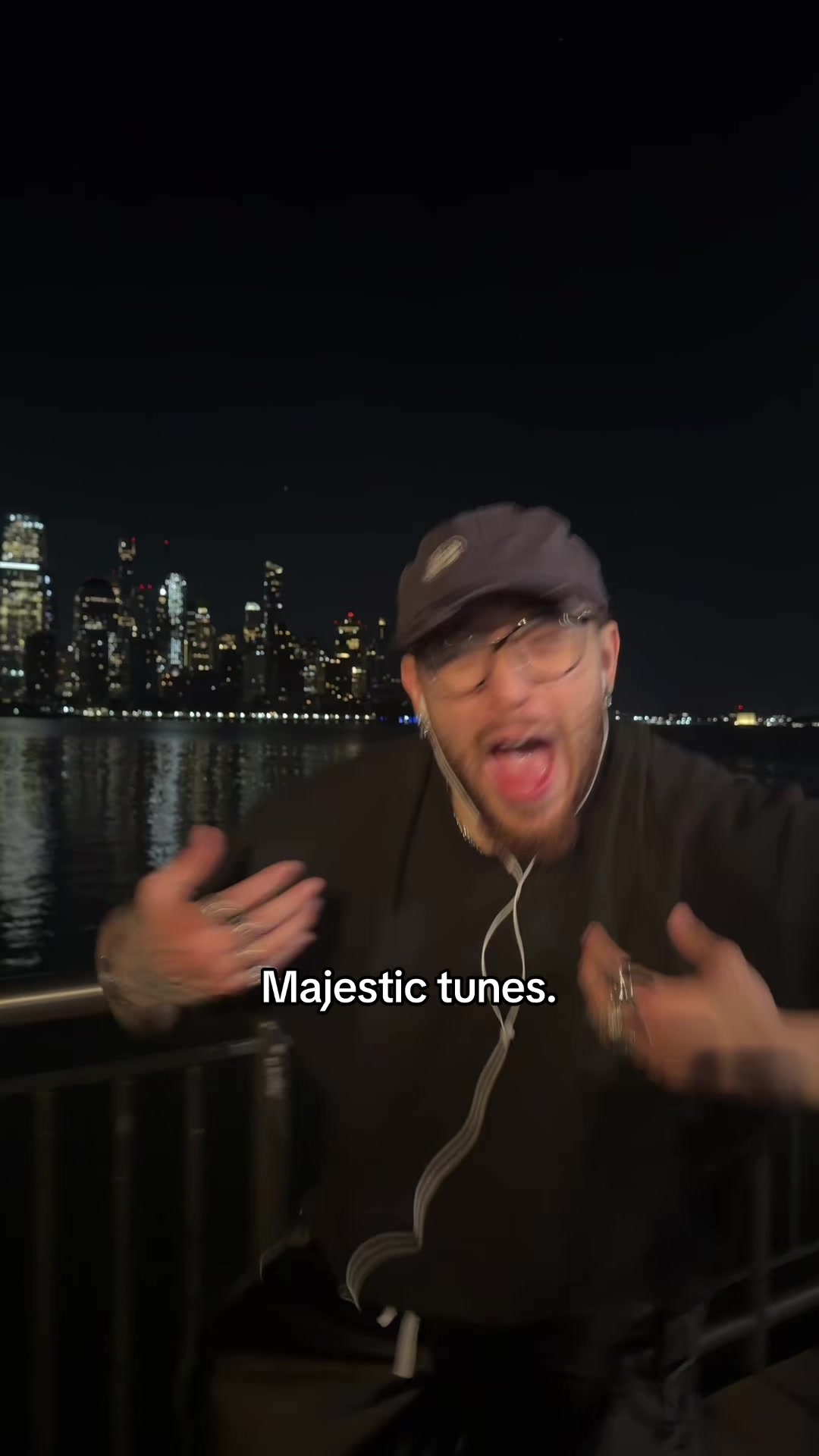 @Fezz