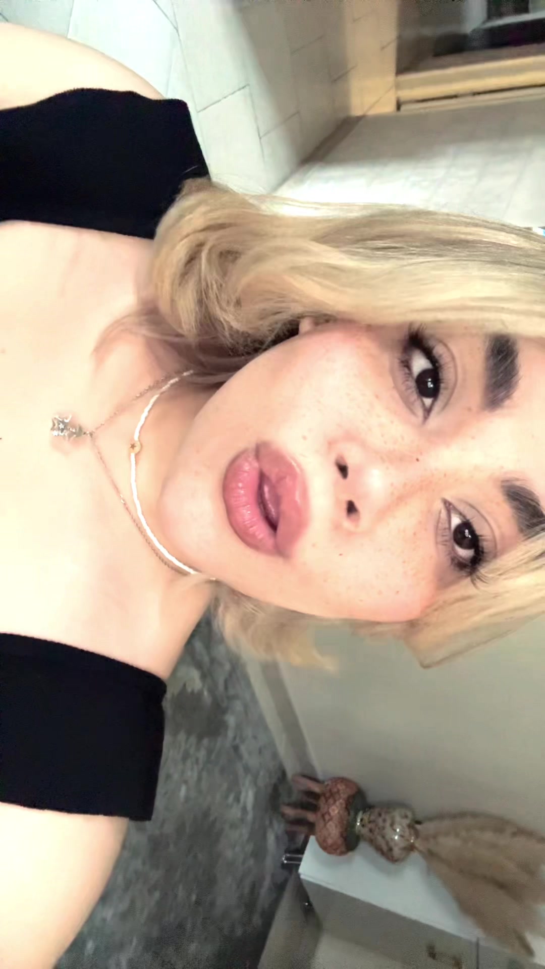 @Mrym