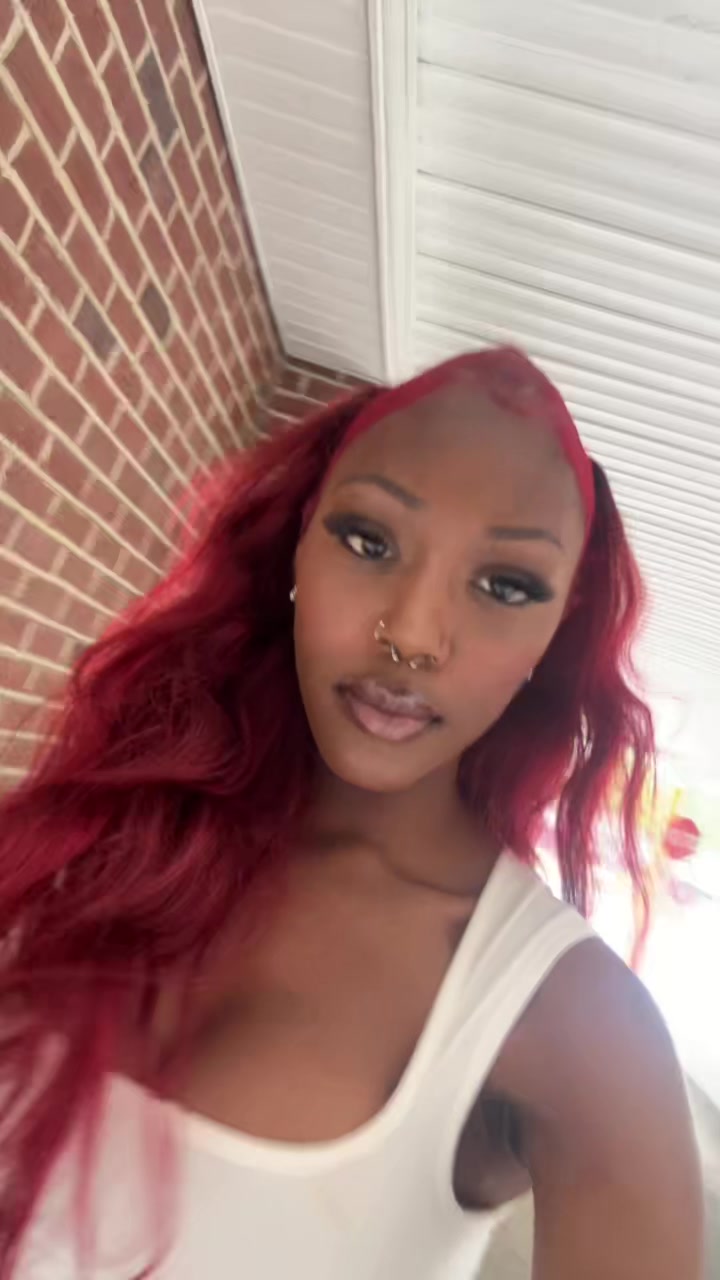 @thatsexyleogirl_