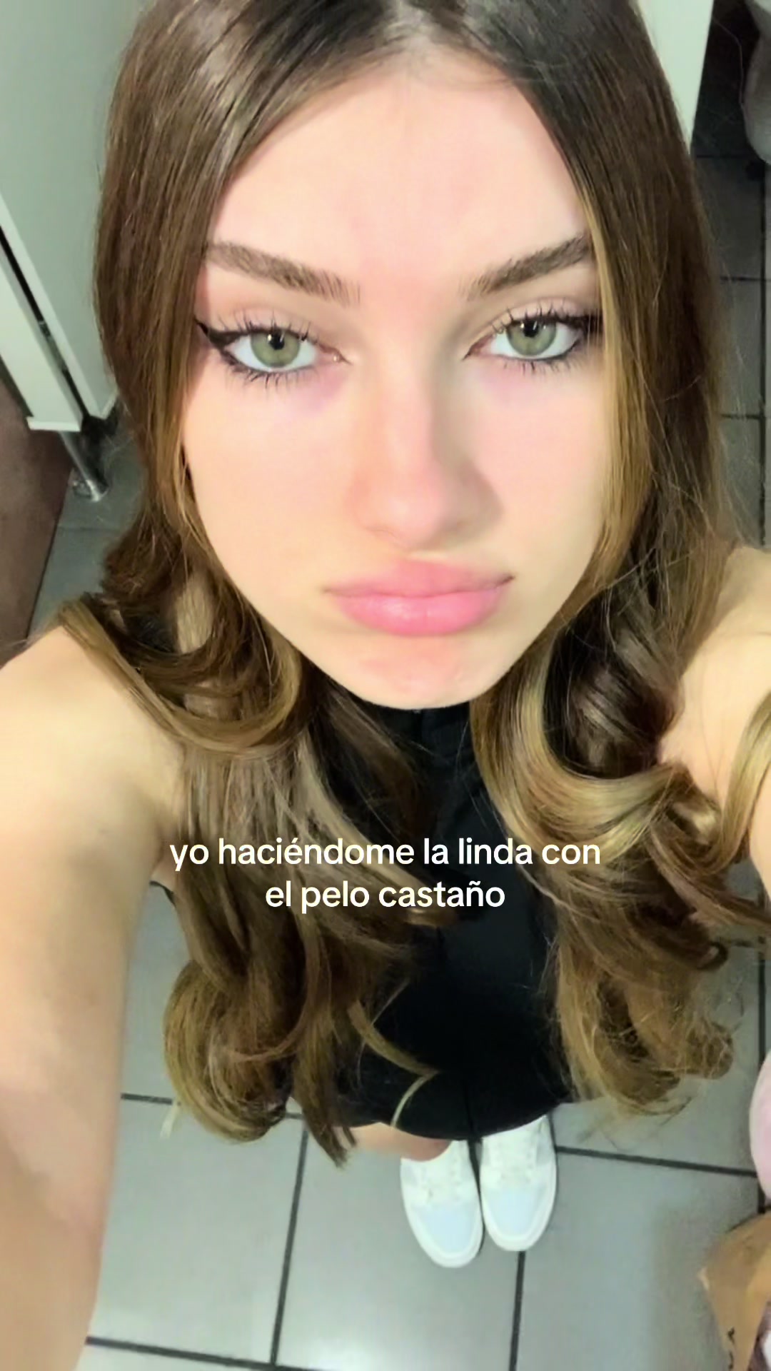 @✧₊⁺ vicky albino ✧₊⁺