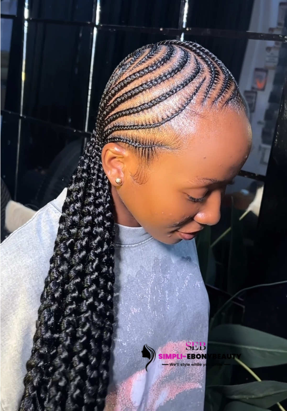 @THE AKUNGBA HAIRSTYLIST 💕