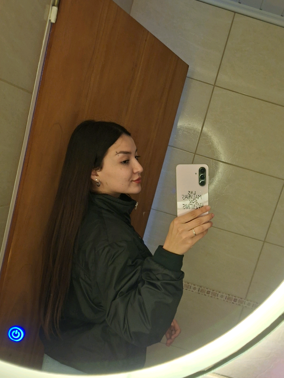 @Anto_Danisa