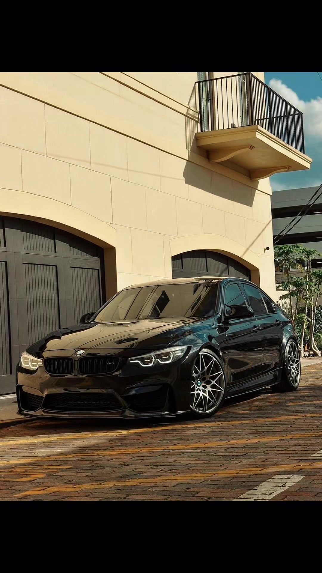 @LIT BIMMERS