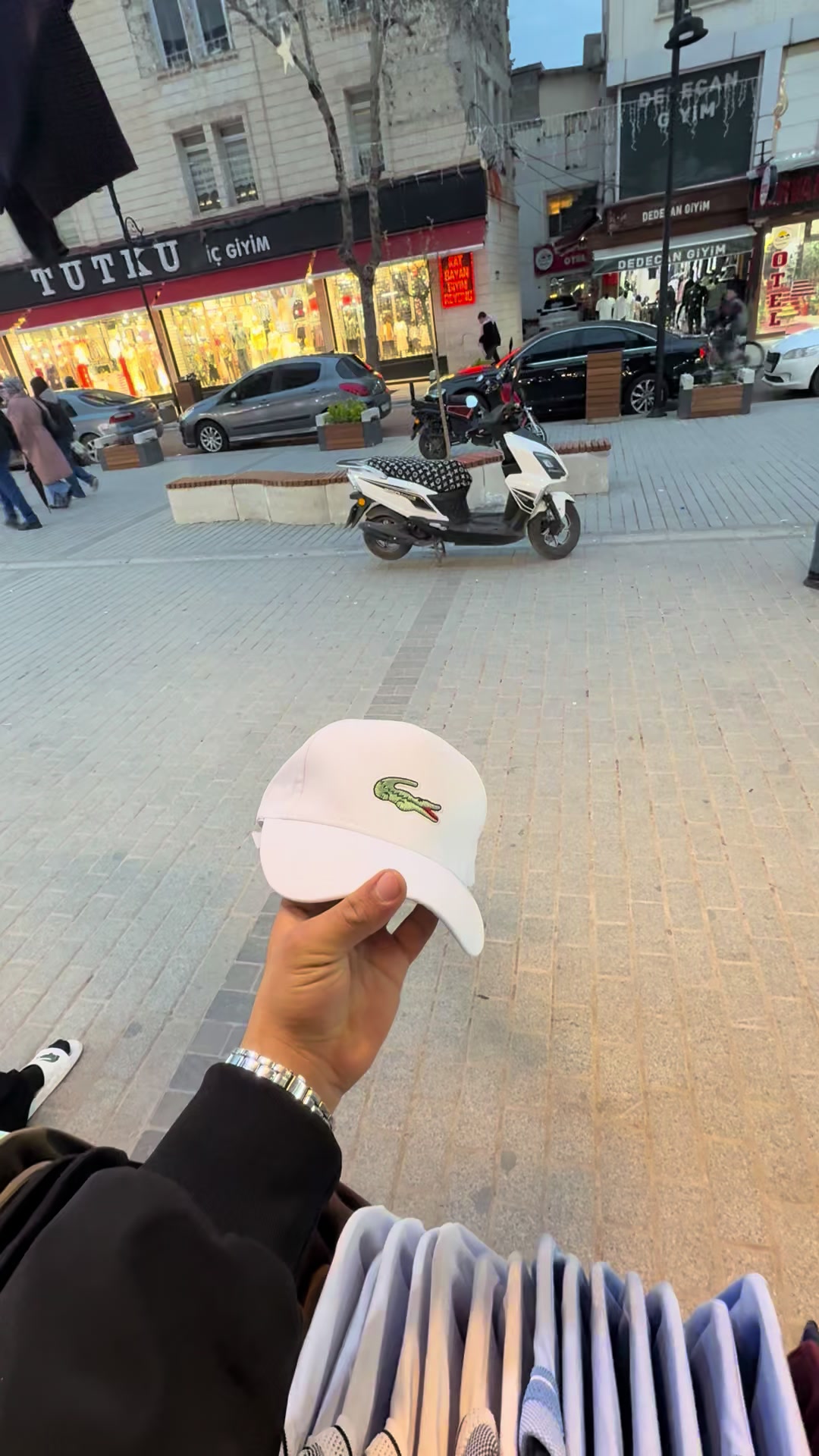 @𝙼𝙺