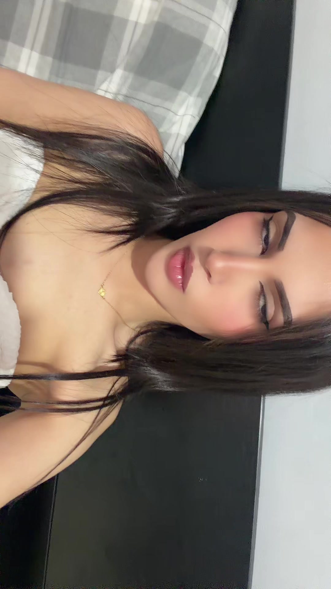 @Lmeryoula.04