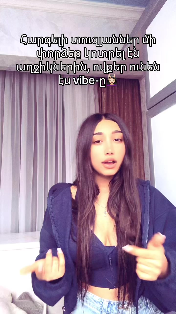 @𝐀𝐧𝐢.𝐉𝐨𝐮𝐫𝐧𝐚𝐥𝐢𝐬𝐭