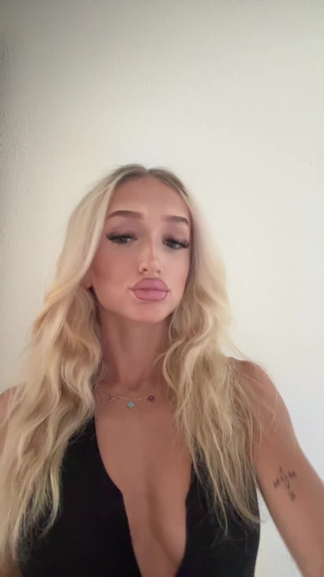@mini popo🌶️