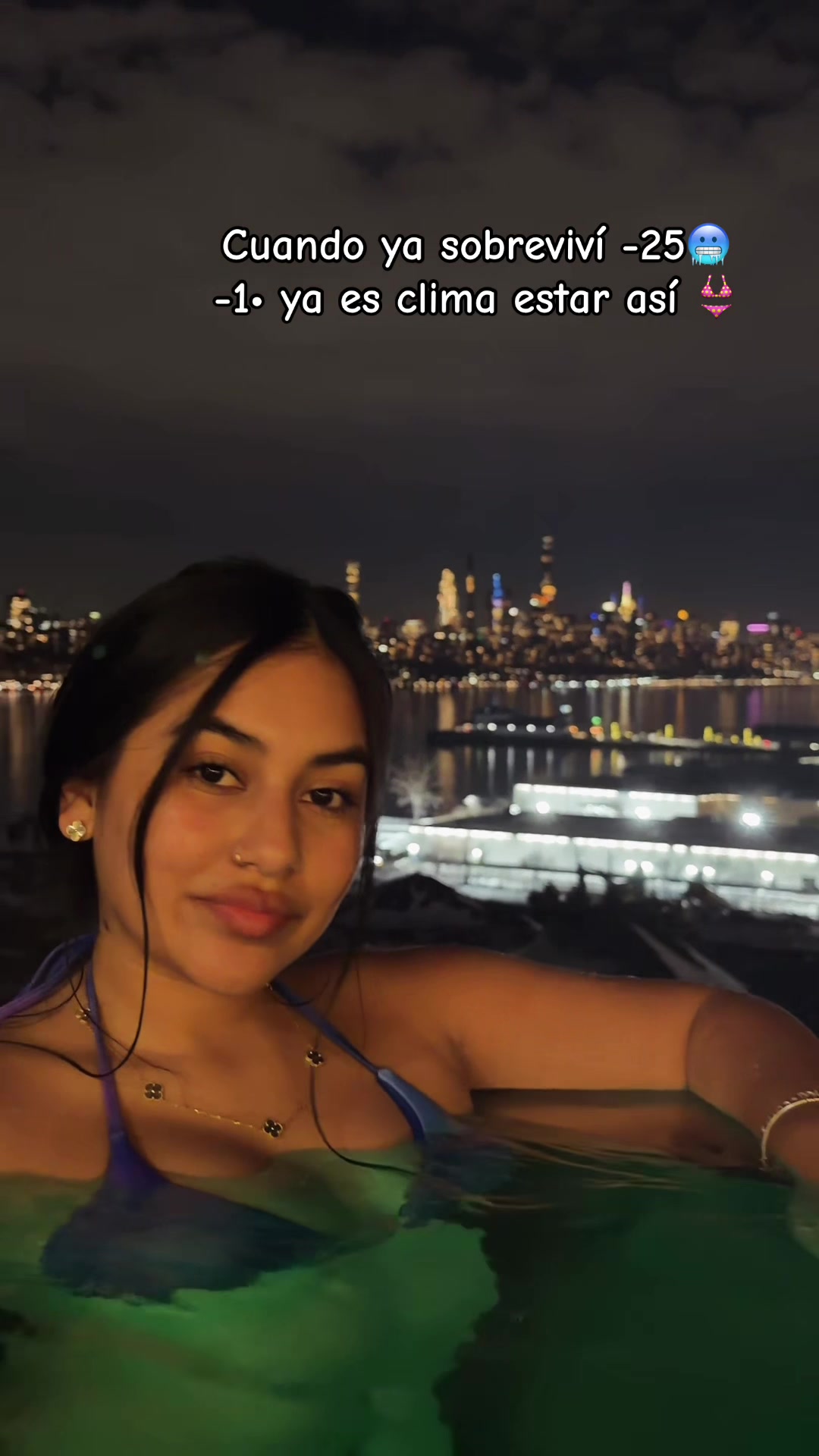 @AnnaM_