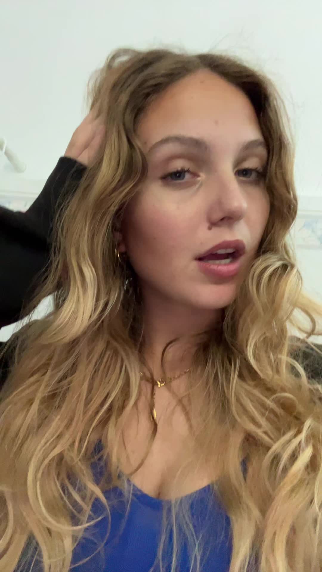 @Sarah🦋