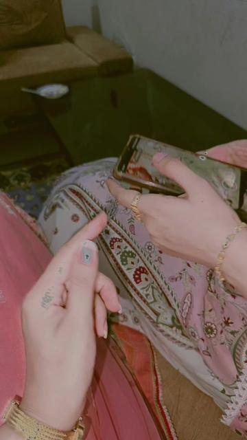 @khanikhani🖤🥀