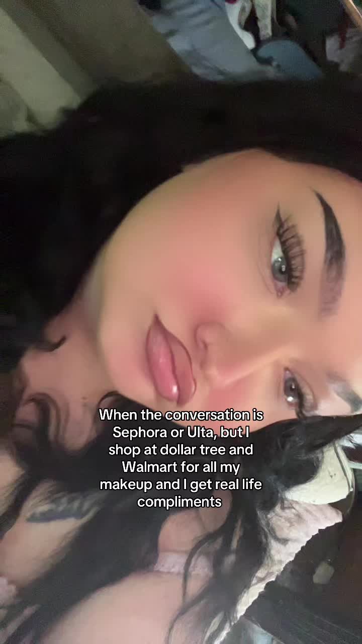 @kayleesalwayswright