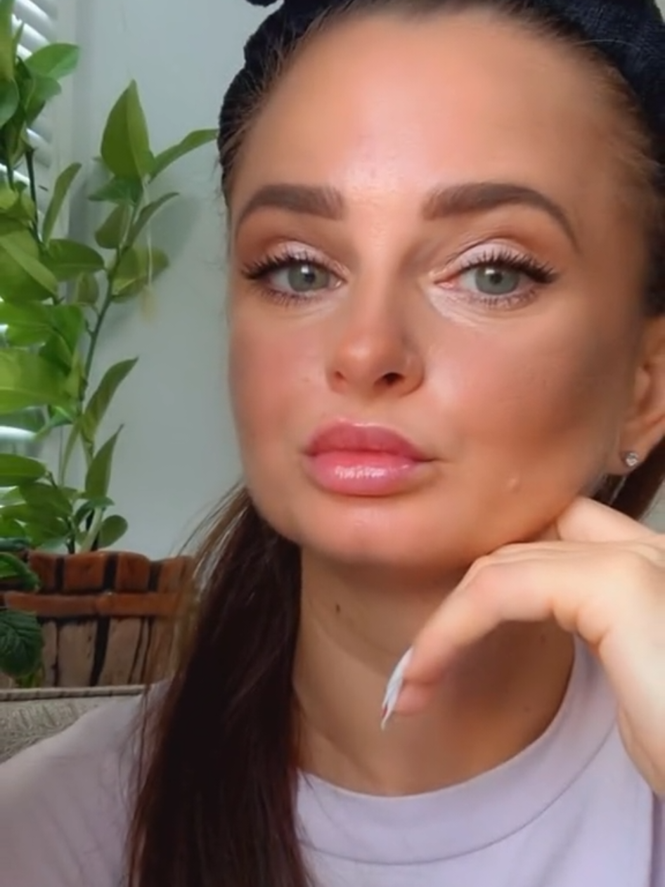 @Юлия