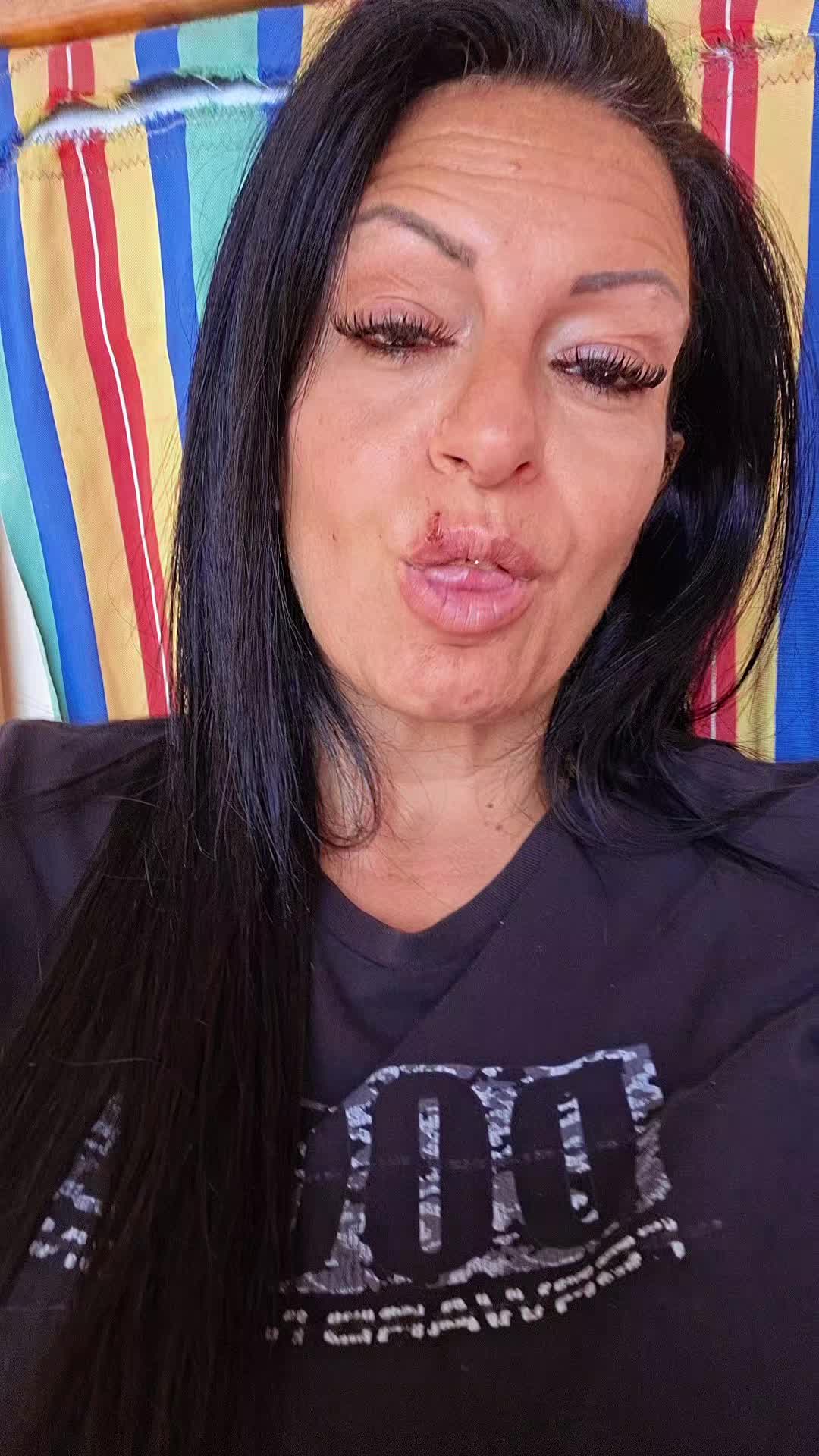 @♥️Monica.85👑