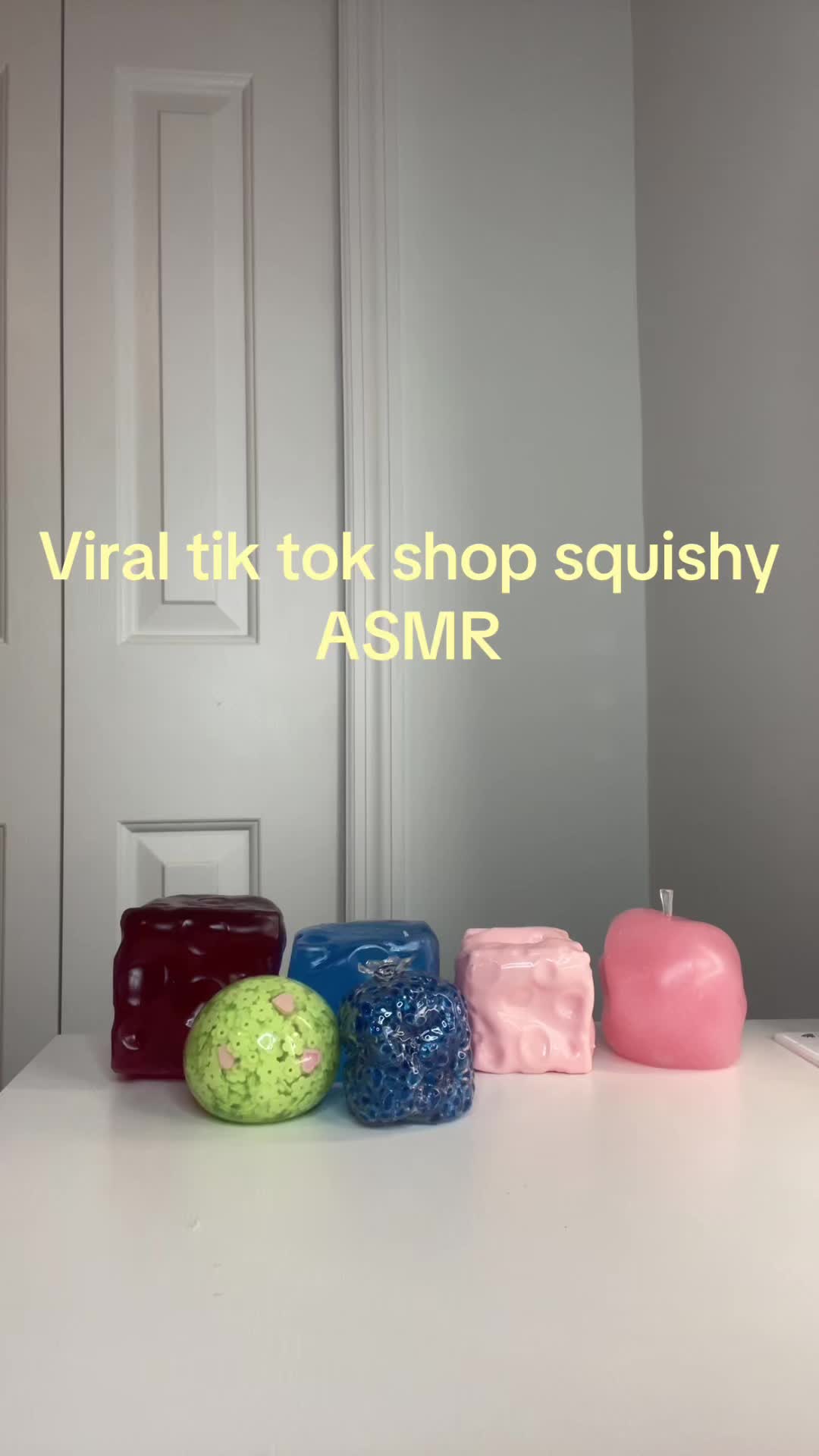@???