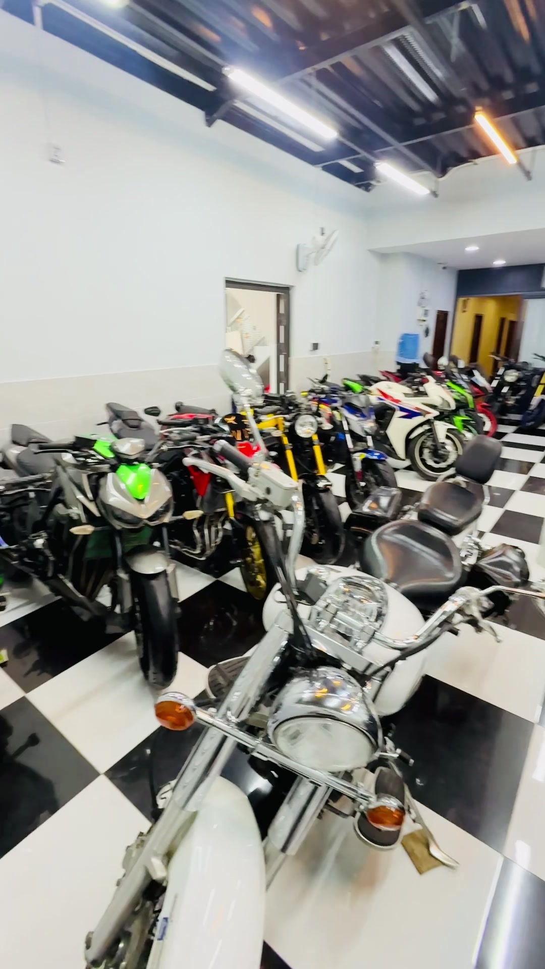 @Ko Thura MotoBike Shop