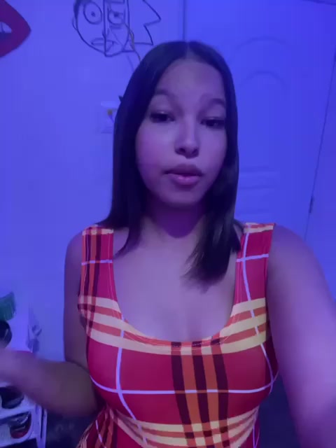@Pamela 🦇💣