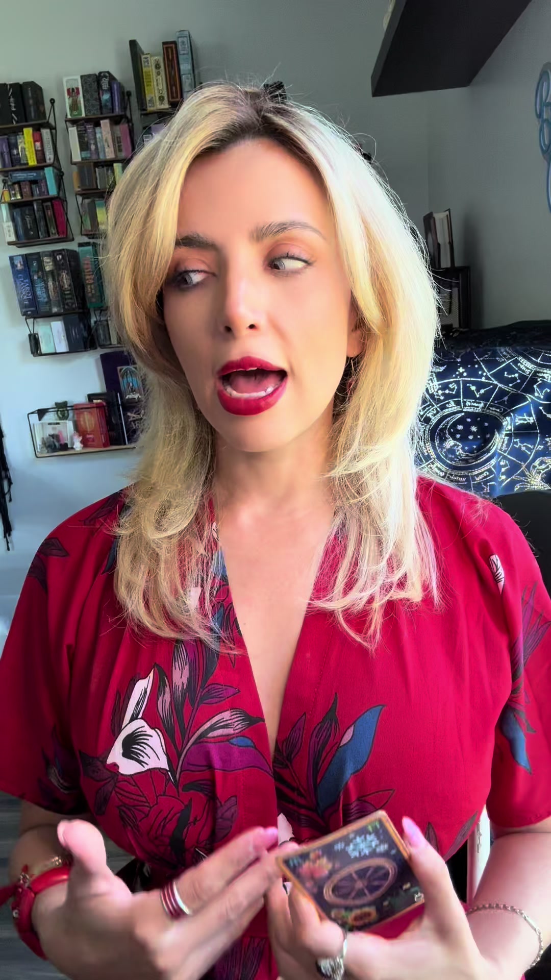 @Medium Cindy Yvel Tarot