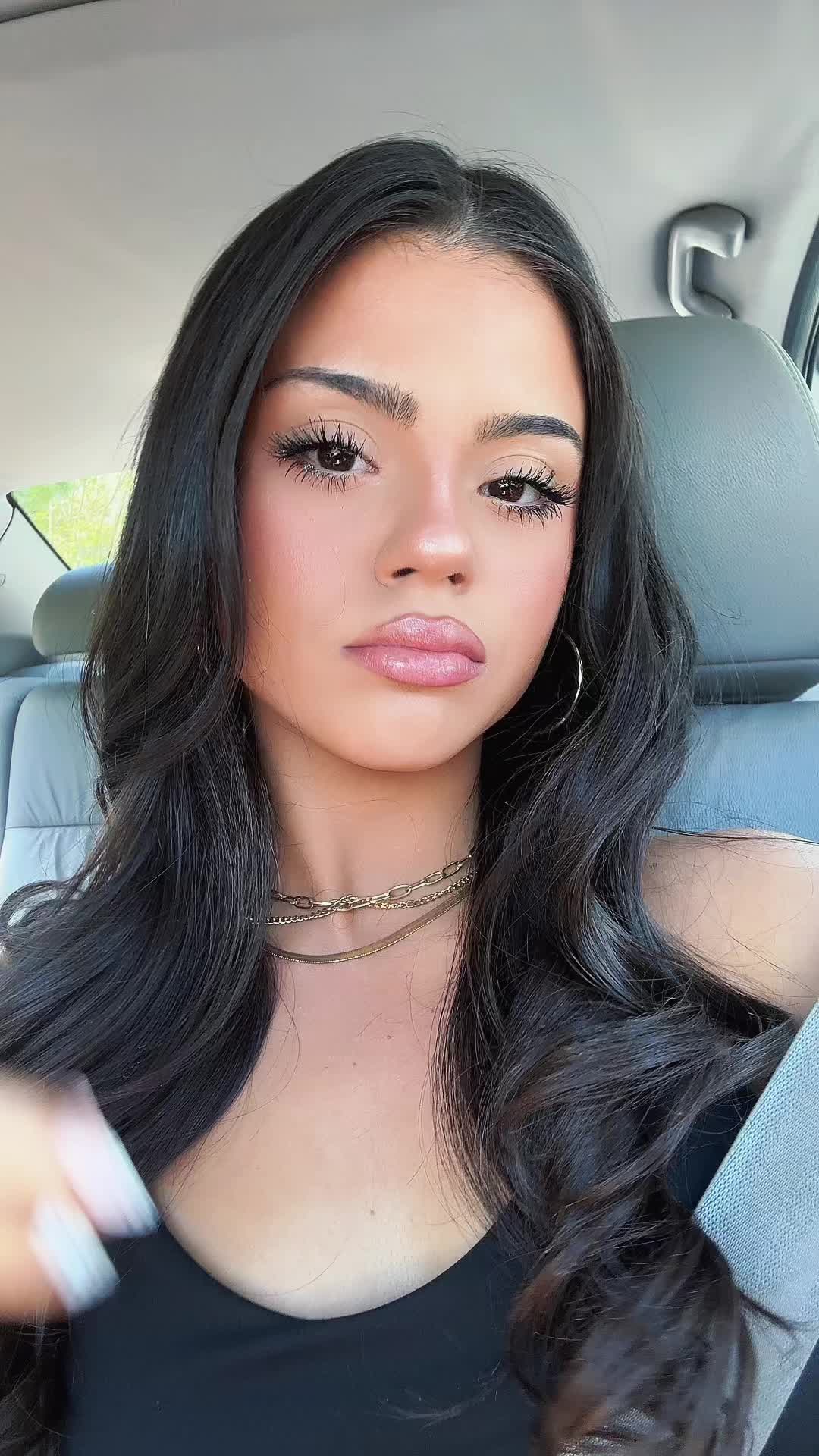 @fashionista