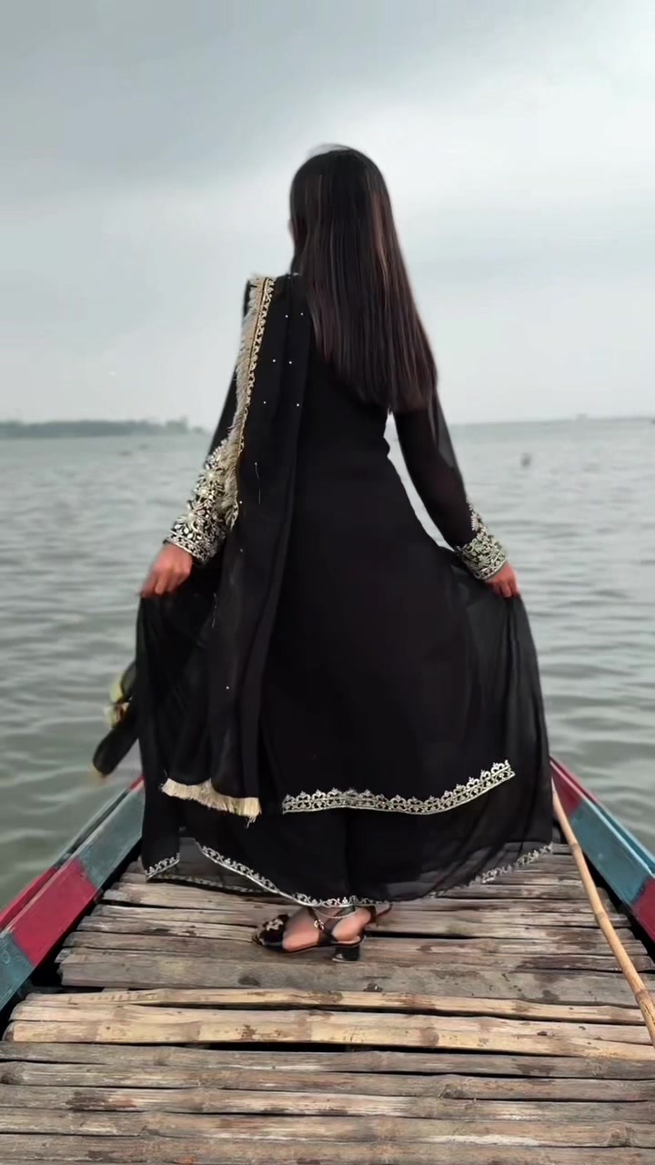 @đŠđâī¸Arshi +(āĻāϰā§)âī¸đ