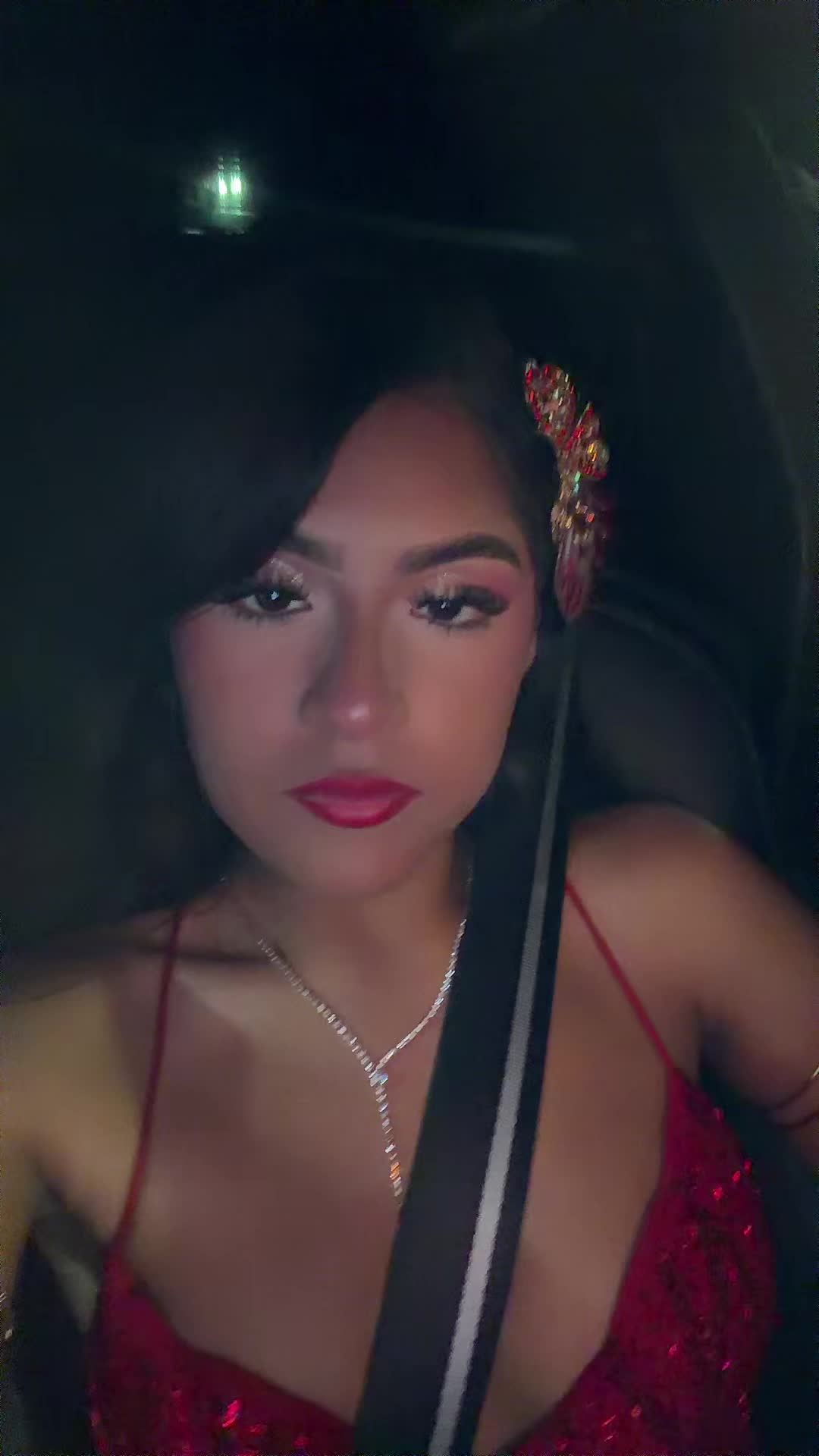 @<3