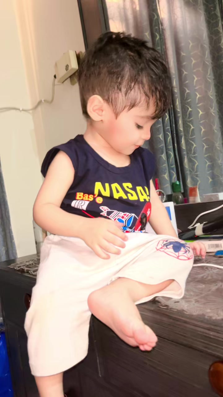 @Saira_official12