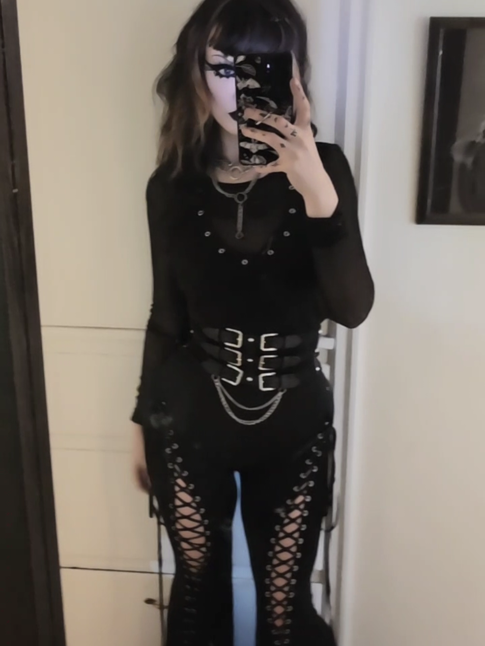 @꧁ ༺ 𝖍𝖆𝖎𝖑𝖊𝐲 ༻ ꧂