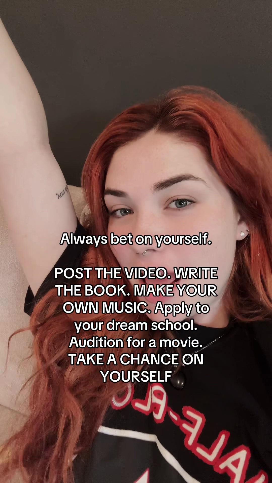 @Pixie Rella 🌙🖤✨🩷