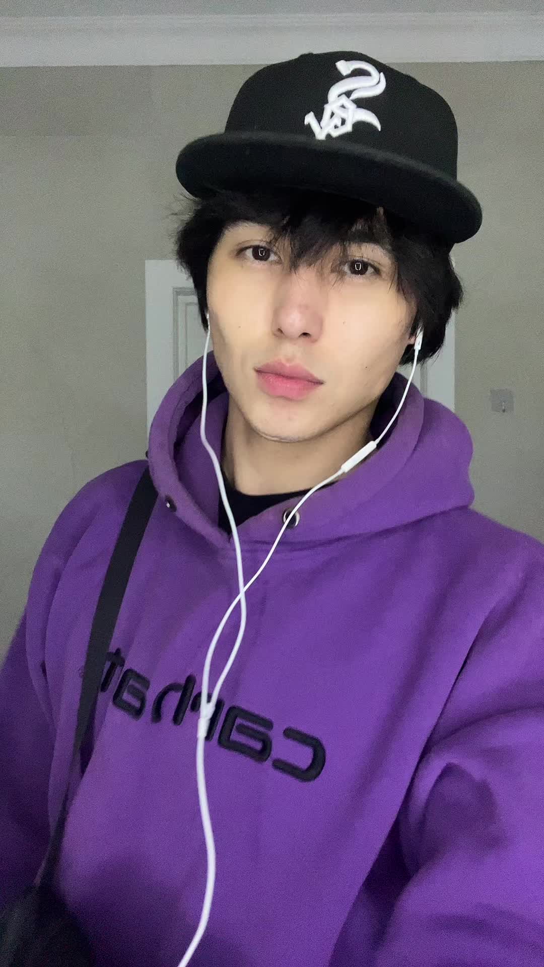 @𓂀