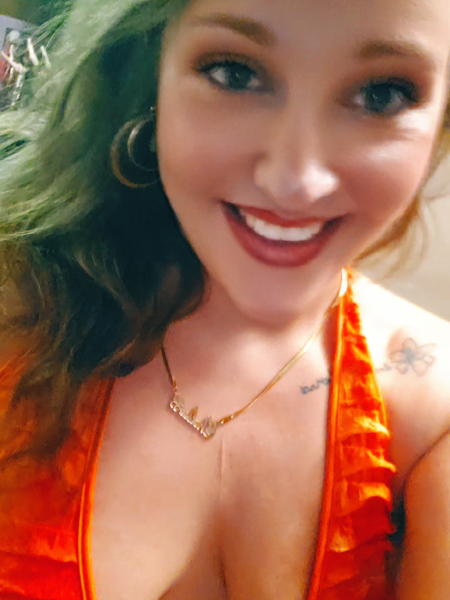 @ScreamQueen24🥀