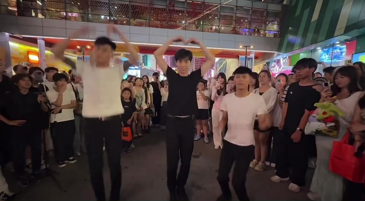 @nineteen