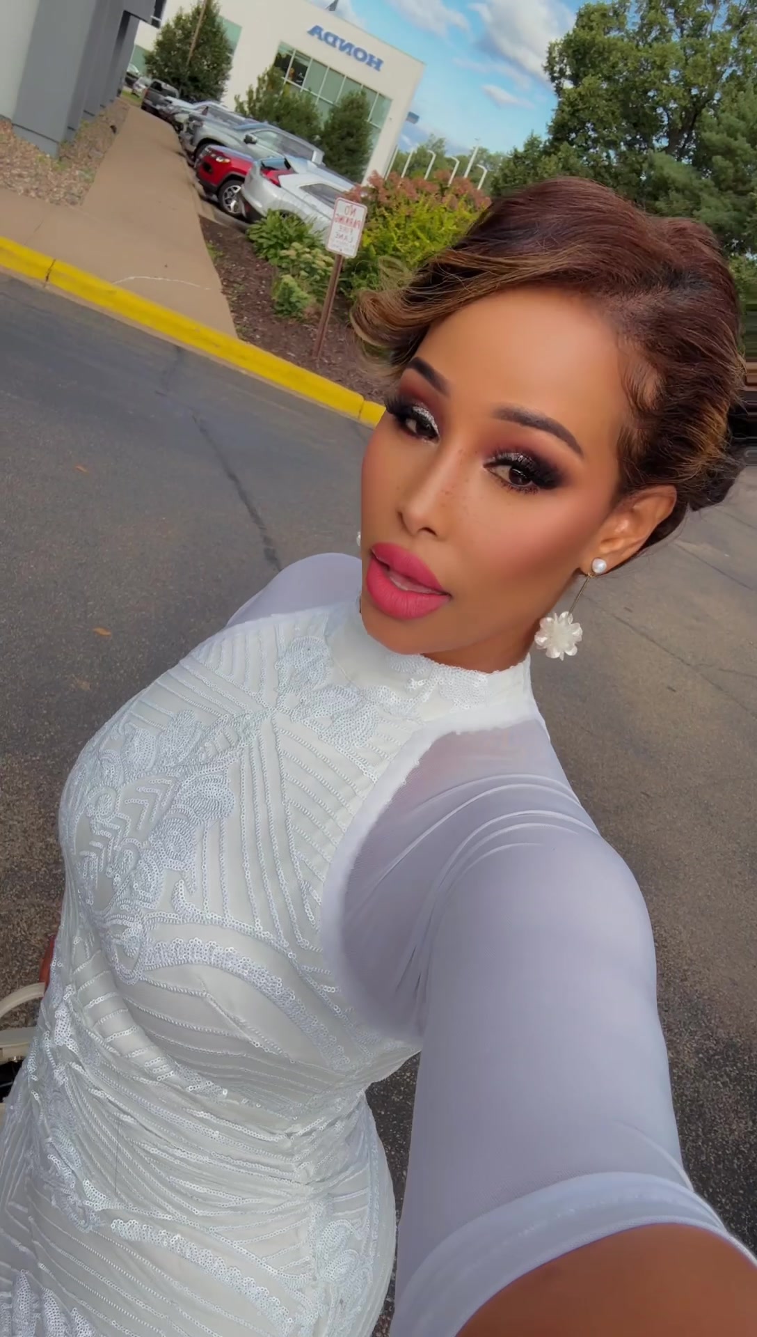 114.2K hearts, 5.05K | Elowen (@elowen.fawn)