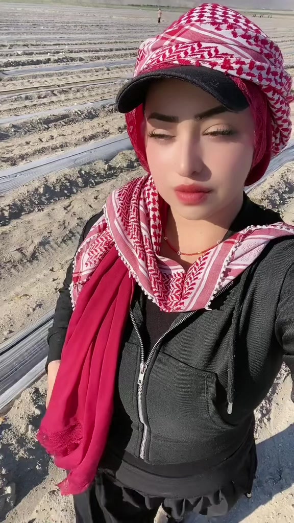 @مـᬼـلامـᬼـح دلـيمـ🌸❀⃟ــية🦋