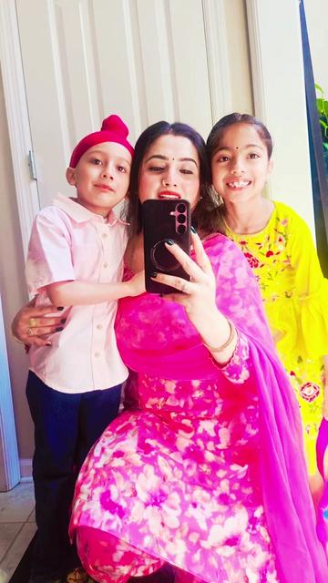 @🪯SIMRAN KAUR🪯