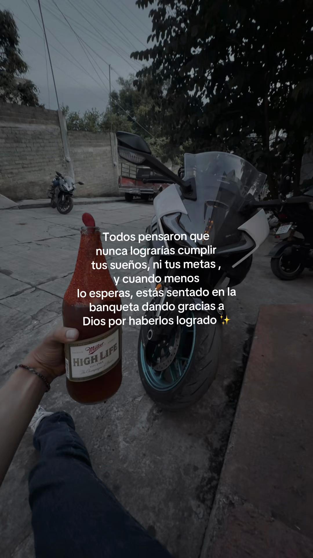@ƬЄQUILƛ・TK