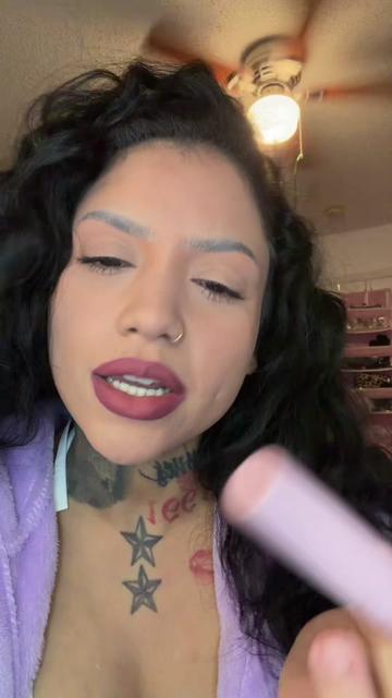 @pinkybaddazz
