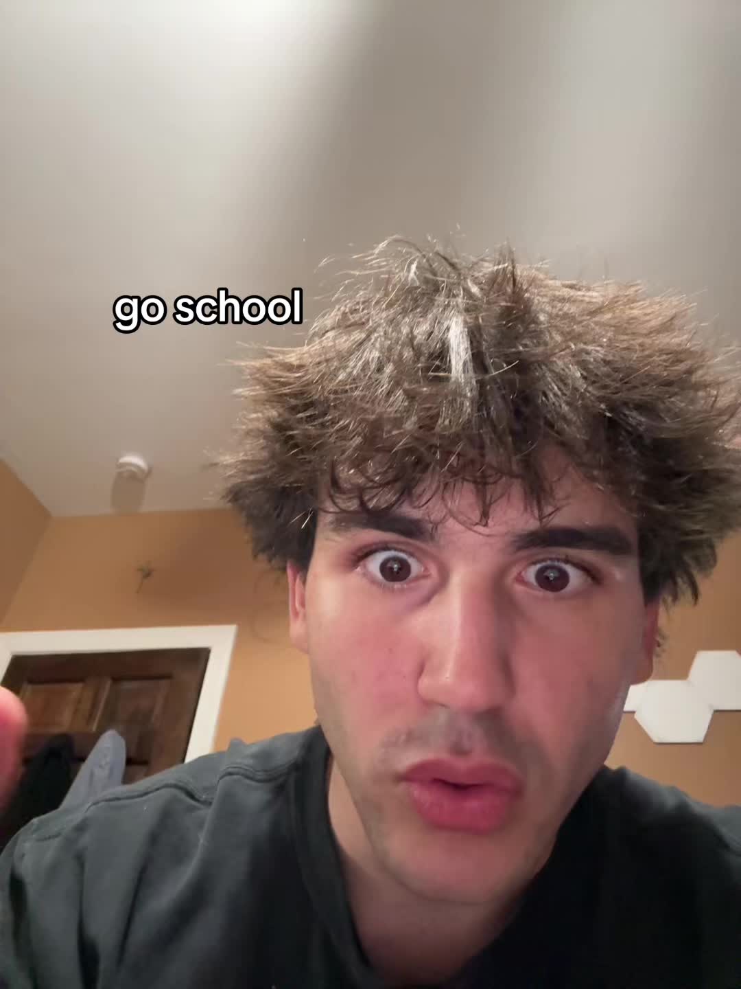 @Leo C