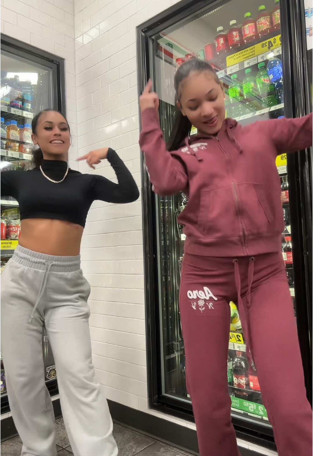 @🦋