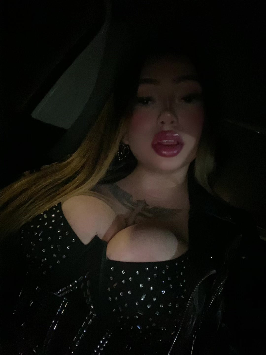 @isita.isidora