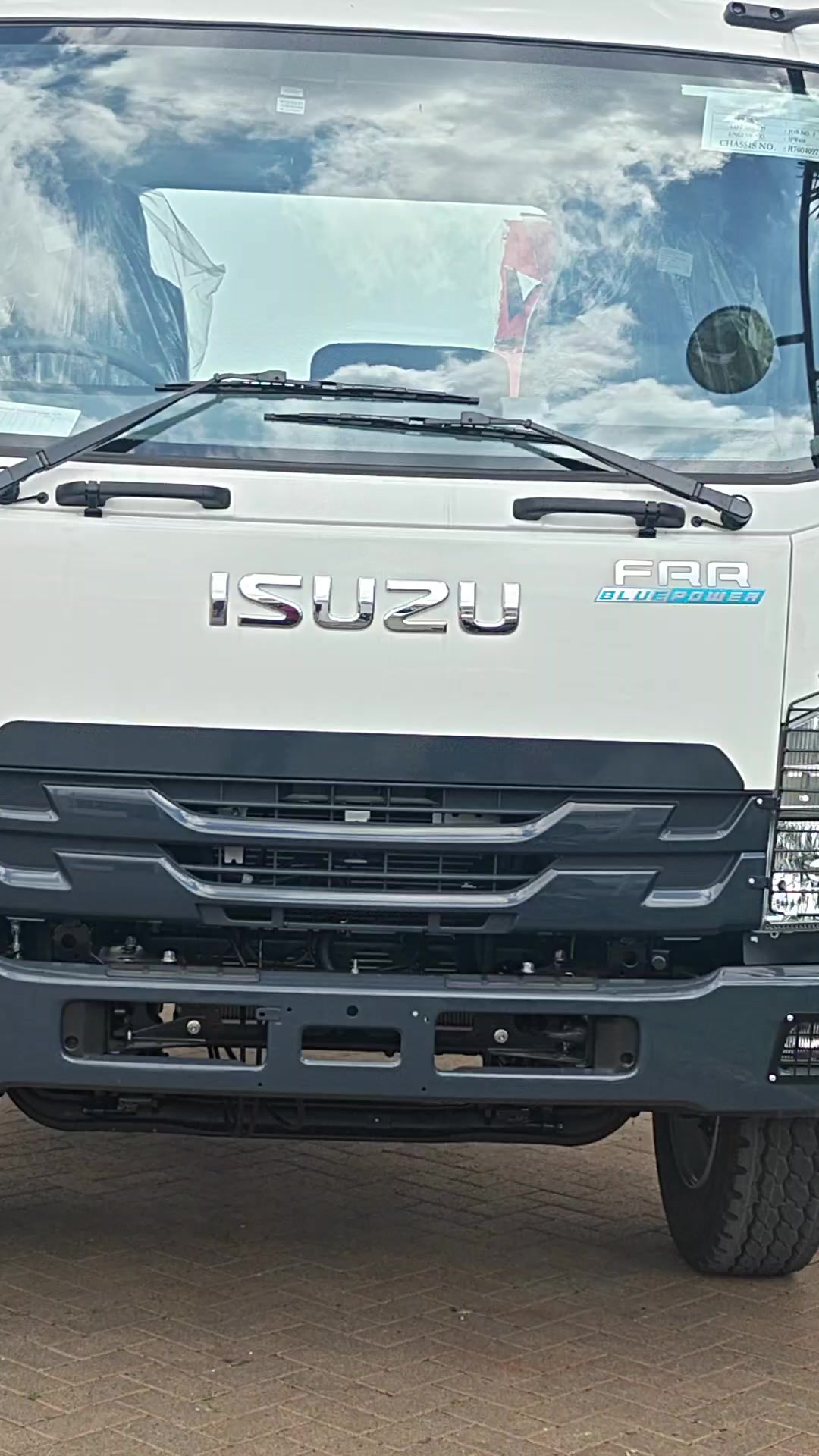 @Stella wa Isuzu
