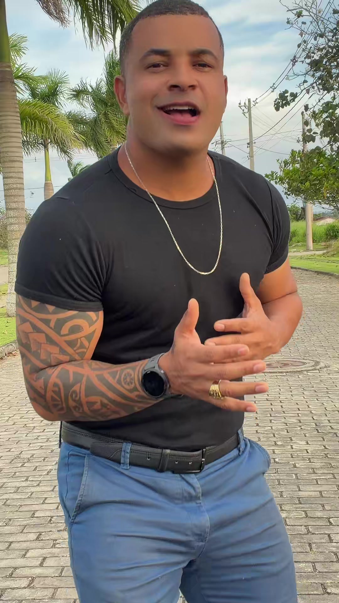 @SERGINHO🐝🕺🕺🥰